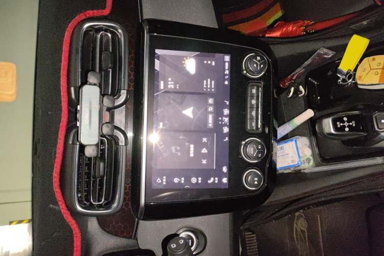 Used Lynk & Co 02 2018 1.5T DCT Two-Wheel Drive Pro Version China V Emission Standard Audio And AC Panel