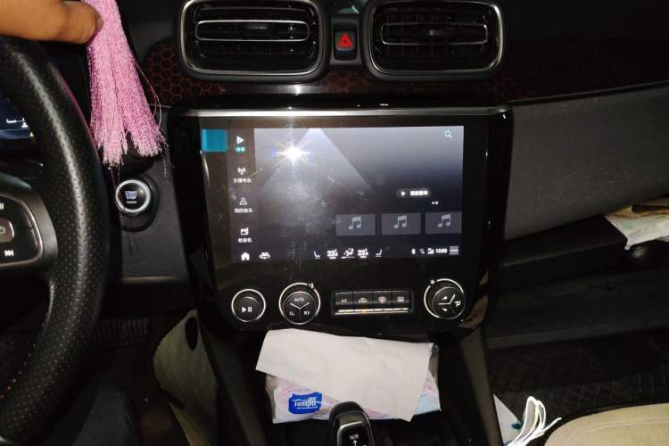 Used Lynk & Co 02 2018 1.5T DCT Two-Wheel Drive Pro Version China V Emission Standard Audio And AC Panel