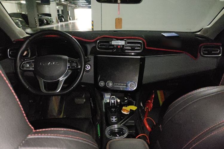 Used Lynk & Co 02 2018 1.5T DCT Two-Wheel Drive Pro Version China V Emission Standard Center Console