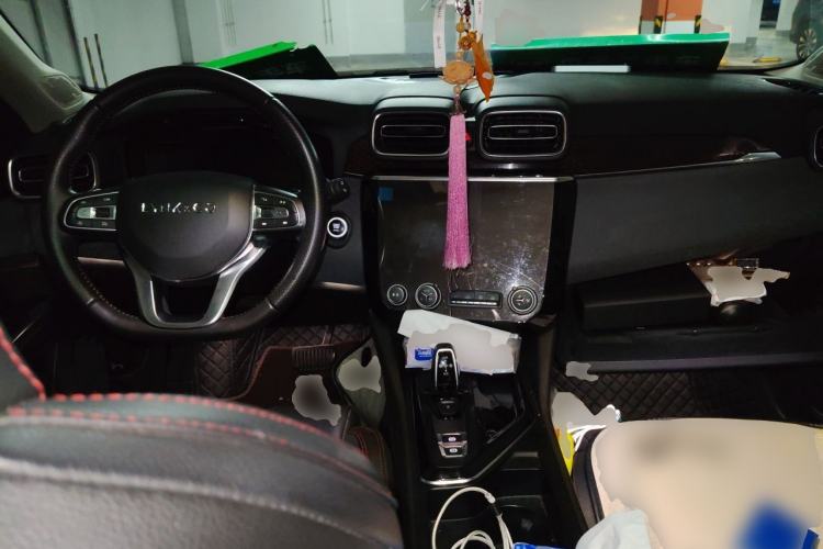 Used Lynk & Co 02 2018 1.5T DCT Two-Wheel Drive Pro Version China V Emission Standard Center Console