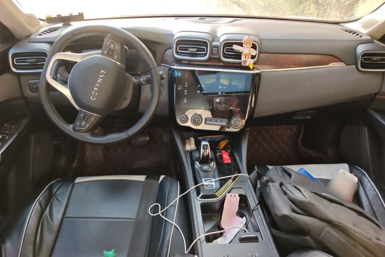 Used Lynk & Co 02 2018 1.5T DCT Two-Wheel Drive Zhaoban China V Standard Center Console