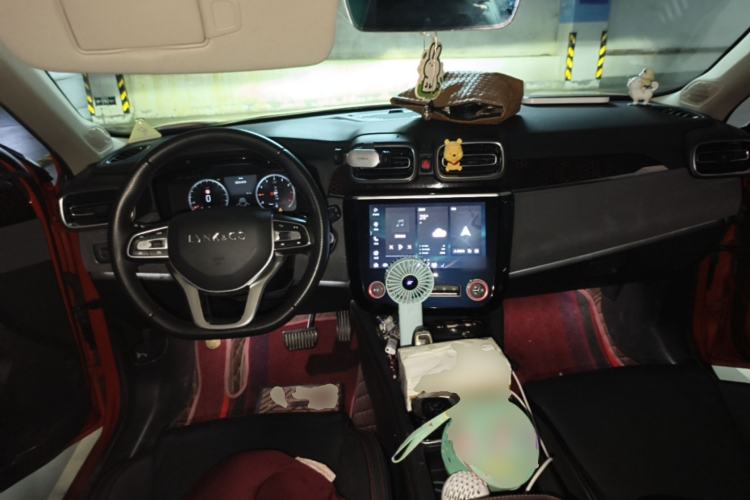 Used Lynk & Co 02 2018 1.5T DCT Two-Wheel Drive Pro Version China V Emission Standard Center Console