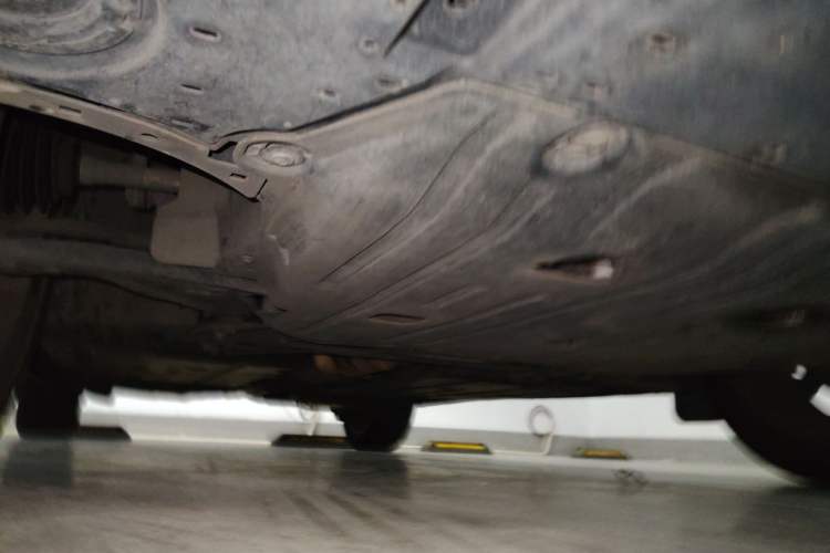 Used Lynk & Co 02 2018 1.5T DCT Two-Wheel Drive Pro Version China V Emission Standard Chassis Front Right