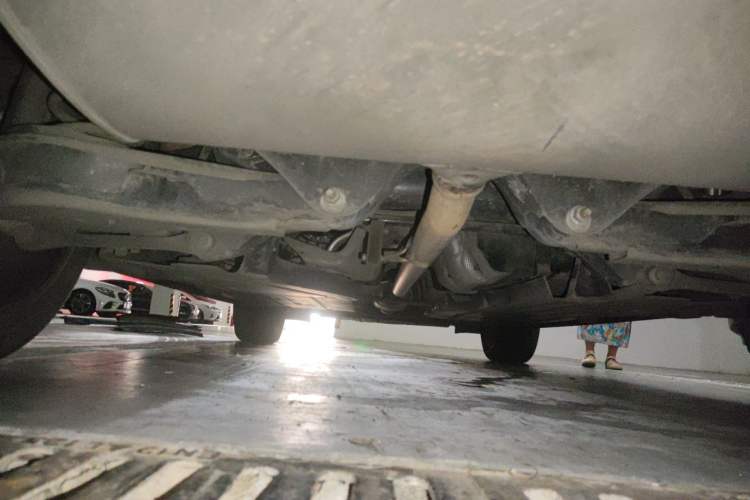 Used Lynk & Co 02 2018 1.5T DCT Two-Wheel Drive Pro Version China V Emission Standard Chassis Rear