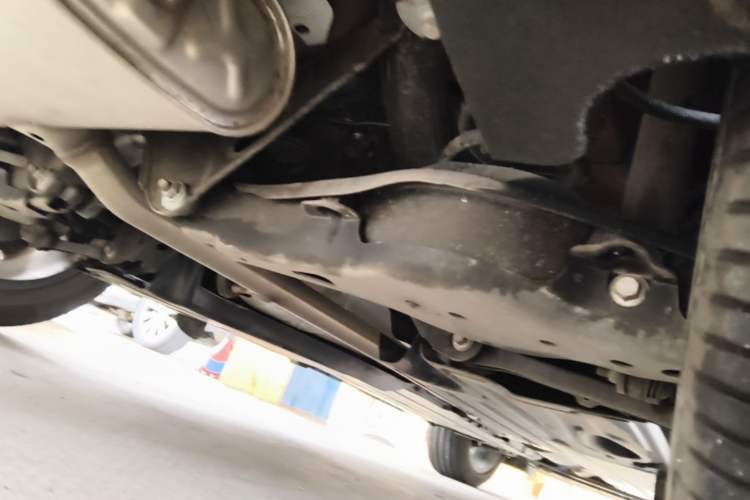 Used Lynk & Co 02 2018 1.5T DCT Two-Wheel Drive Pro Version China V Emission Standard Chassis Rear Right