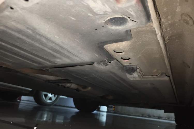Used Lynk & Co 02 2018 1.5T DCT Two-Wheel Drive Pro Version China V Emission Standard Chassis Rear Right