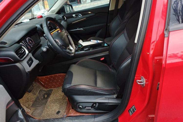 Used Lynk & Co 02 2018 1.5T DCT Two-Wheel Drive Pro Version China V Emission Standard Driver Seat
