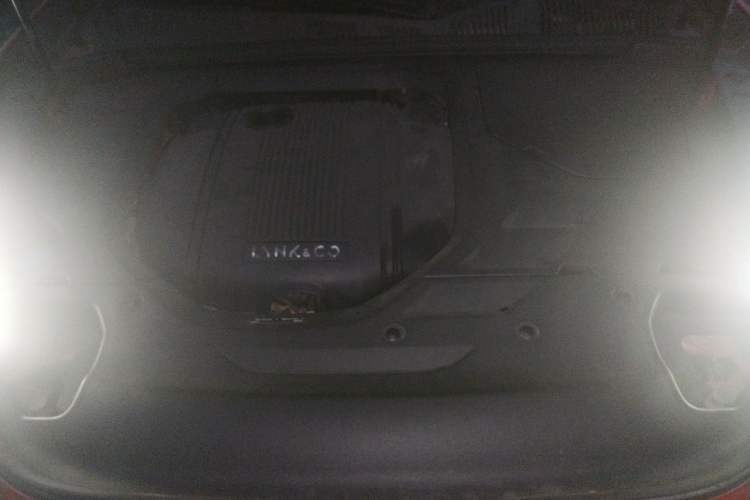 Used Lynk & Co 02 2018 1.5T DCT Two-Wheel Drive Pro Version China V Emission Standard Engine Bay