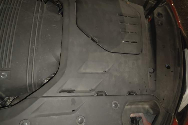 Used Lynk & Co 02 2018 1.5T DCT Two-Wheel Drive Sporty Version China V Standard Engine Bay Left