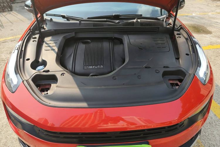 Used Lynk & Co 02 2018 1.5T DCT Two-Wheel Drive Pro Version China V Emission Standard Engine Bay