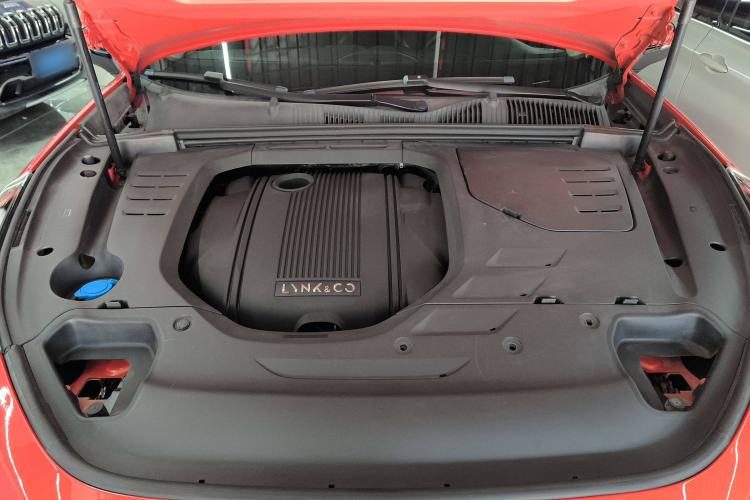 Used Lynk & Co 02 2018 1.5T DCT Two-Wheel Drive Pro Version China V Emission Standard Engine Bay