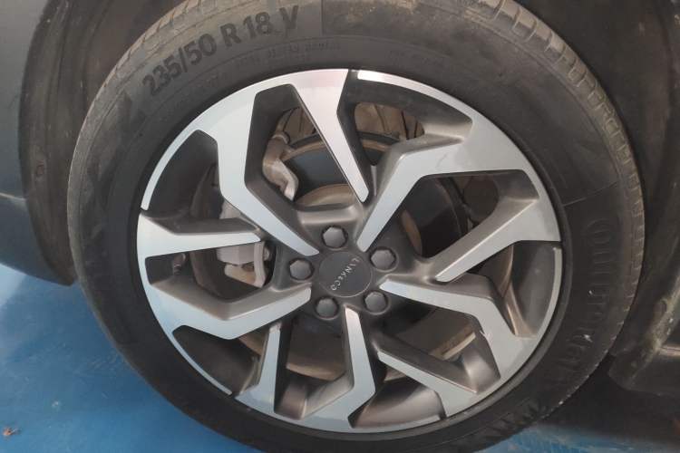 Used Lynk & Co 02 2018 1.5T DCT Two-Wheel Drive Sporty Version China V Standard Exterior 4