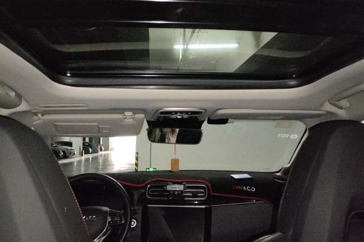 Used Lynk & Co 02 2018 1.5T DCT Two-Wheel Drive Pro Version China V Emission Standard Headliner