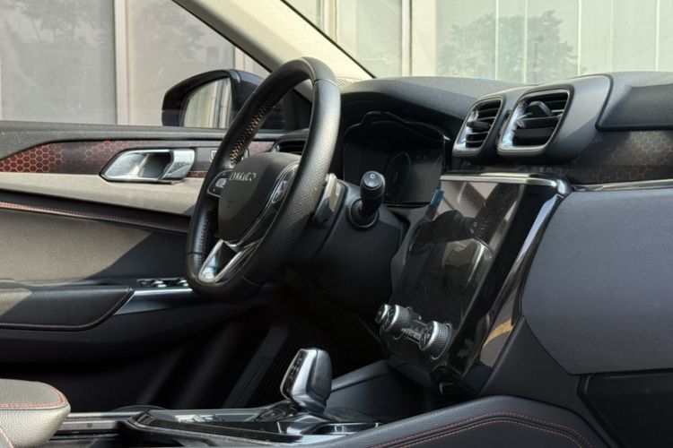 Used Lynk & Co 02 2018 1.5T DCT Two-Wheel Drive Pro Version China V Emission Standard Interior 6