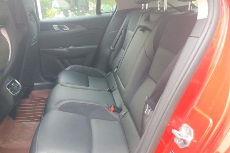 Used Lynk & Co 02 2018 1.5T DCT Two-Wheel Drive Zhaoban China V Standard Left Rear Seat