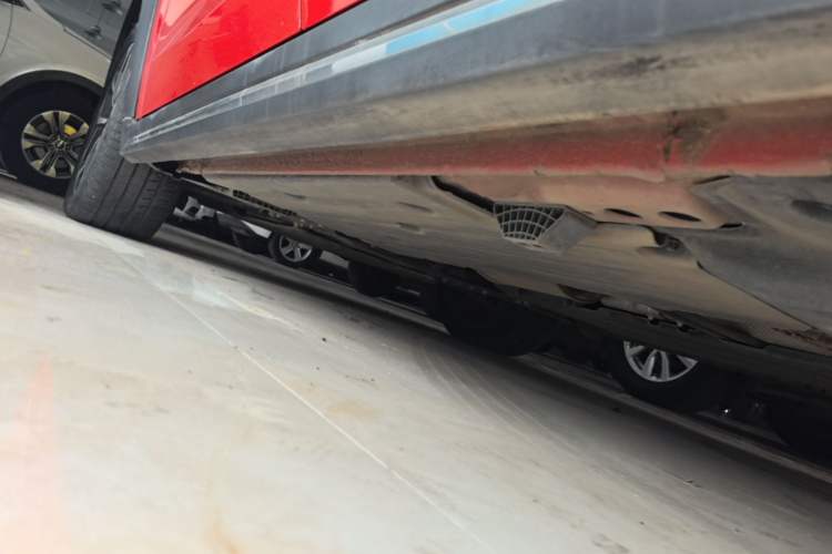 Used Lynk & Co 02 2018 2.0T Automatic Two-Wheel Drive Pro Edition China VI Standard Left Side Sill