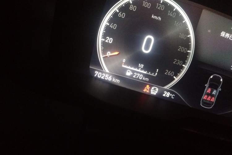 Used Lynk & Co 02 2018 1.5T DCT Two-Wheel Drive Pro Version China V Emission Standard Odometer Close Up