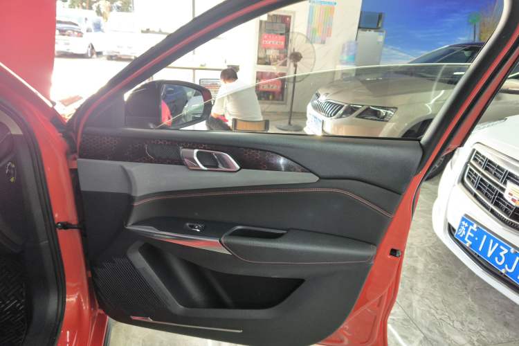 Used Lynk & Co 02 2018 1.5T DCT Two-Wheel Drive Pro Version China V Emission Standard Right Front Door Interior