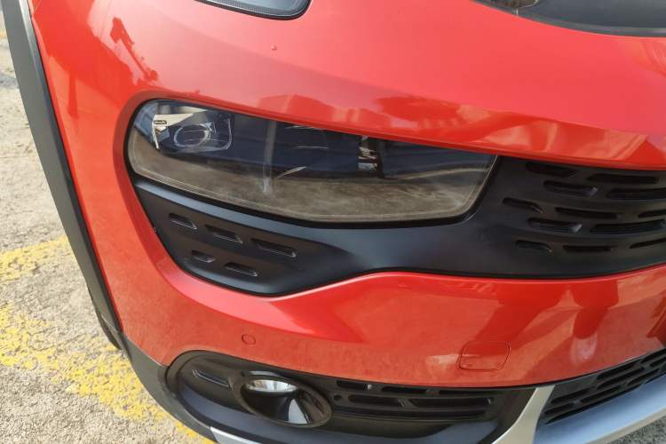 Used Lynk & Co 02 2018 1.5T DCT Two-Wheel Drive Pro Version China V Emission Standard Right Front Headlight