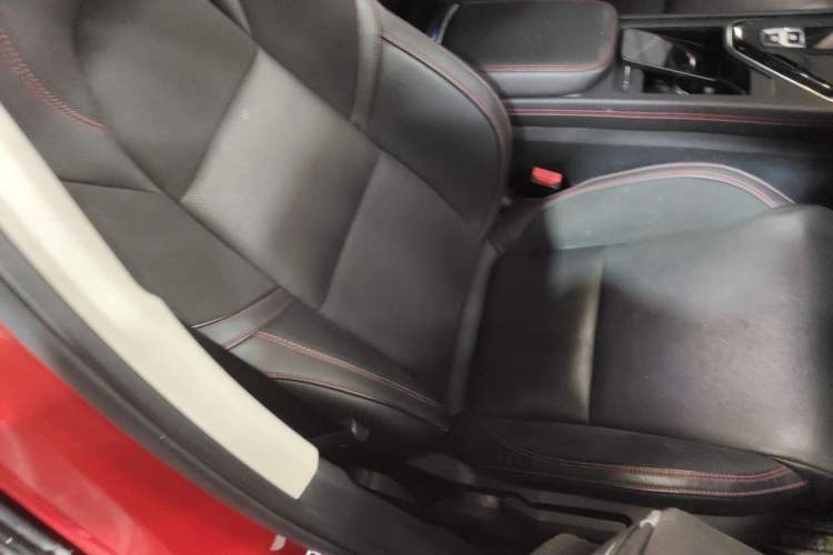 Used Lynk & Co 02 2018 1.5T DCT Two-Wheel Drive Sporty Version China V Standard Right Front Seat
