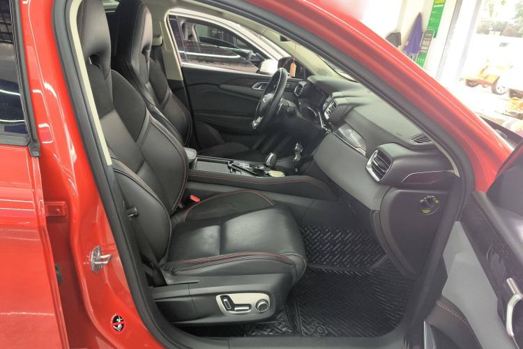 Used Lynk & Co 02 2018 1.5T DCT Two-Wheel Drive Pro Version China V Emission Standard Right Front Seat