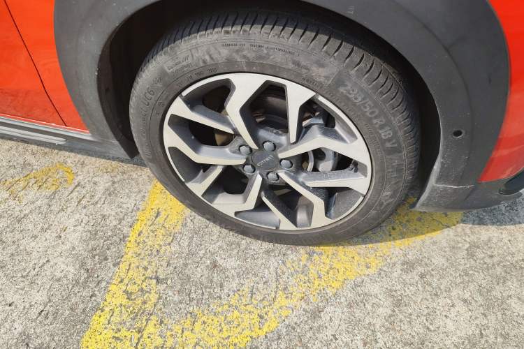 Used Lynk & Co 02 2018 1.5T DCT Two-Wheel Drive Pro Version China V Emission Standard Right Front Wheel Hub