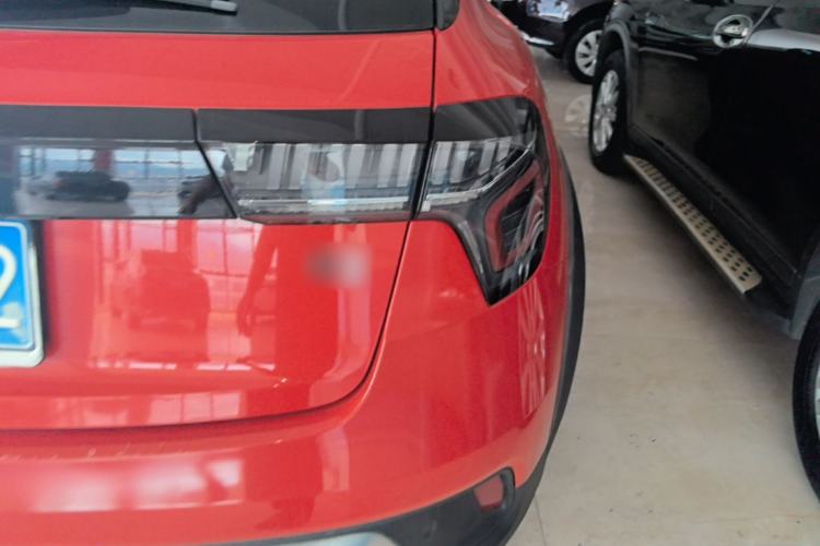 Used Lynk & Co 02 2018 2.0T Automatic Two-Wheel Drive Pro Edition China VI Standard Right Rear Taillight