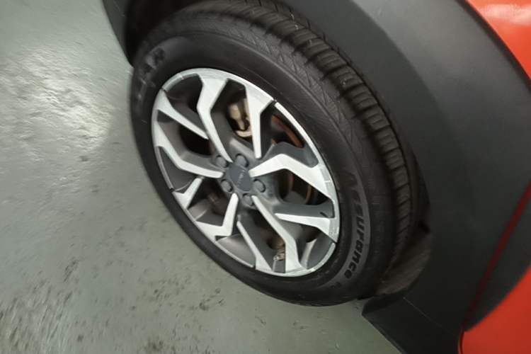 Used Lynk & Co 02 2018 1.5T DCT Two-Wheel Drive Pro Version China V Emission Standard Right Rear Wheel Hub