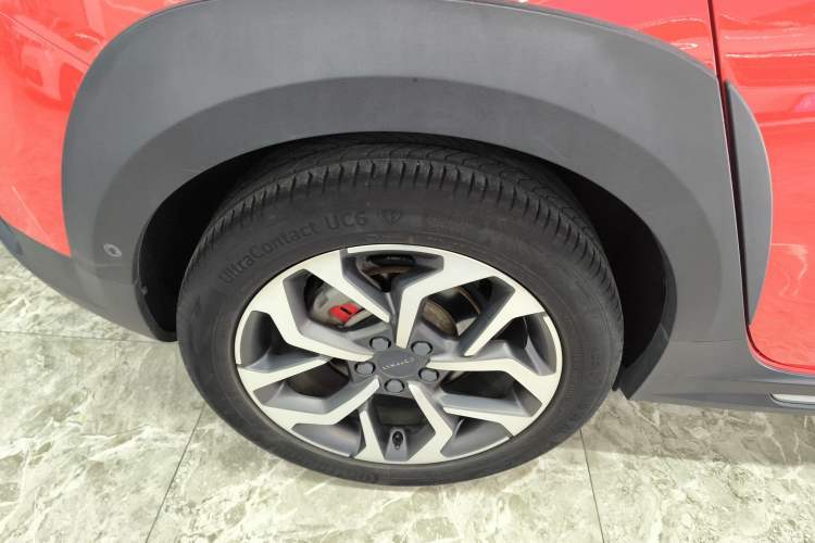 Used Lynk & Co 02 2018 1.5T DCT Two-Wheel Drive Pro Version China V Emission Standard Right Rear Wheel Hub