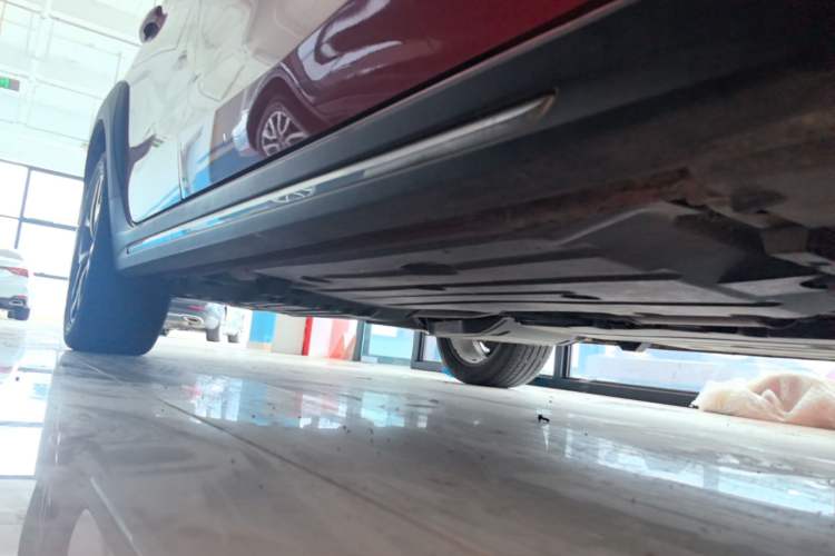 Used Lynk & Co 02 2018 2.0T Automatic Two-Wheel Drive Pro Edition China VI Standard Right Side Sill