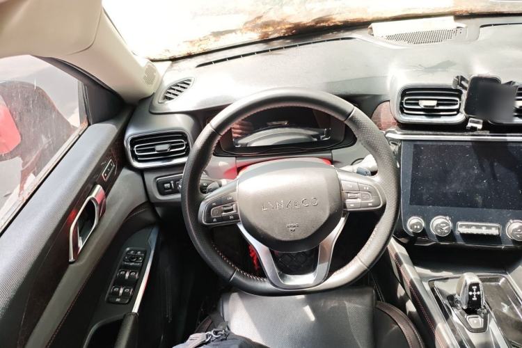 Used Lynk & Co 02 2018 1.5T DCT Two-Wheel Drive Pro Version China V Emission Standard Steering Wheel