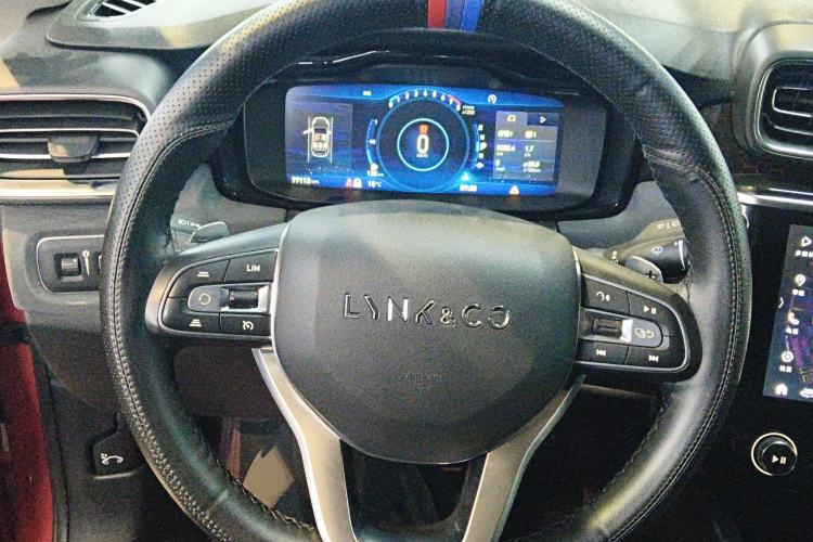 Used Lynk & Co 02 2018 2.0T DCT 4x4 Sport Pro Edition China V Standard Steering Wheel
