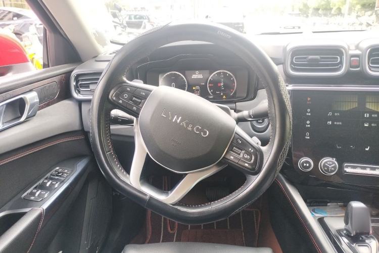 Used Lynk & Co 02 2018 1.5T DCT Two-Wheel Drive Zhaoban China V Standard Steering Wheel
