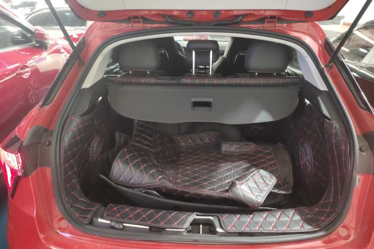 Used Lynk & Co 02 2018 1.5T DCT Two-Wheel Drive Sporty Version China V Standard Trunk