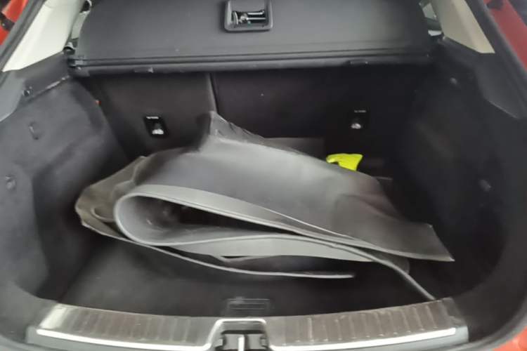 Used Lynk & Co 02 2018 1.5T DCT Two-Wheel Drive Pro Version China V Emission Standard Trunk