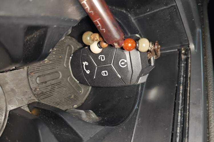 Used Lynk & Co 02 2018 1.5T DCT Two-Wheel Drive Pro Version China V Emission Standard Vehicle Key