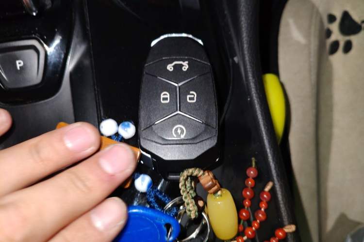 Used Lynk & Co 02 2018 1.5T DCT Two-Wheel Drive Pro Version China V Emission Standard Vehicle Key