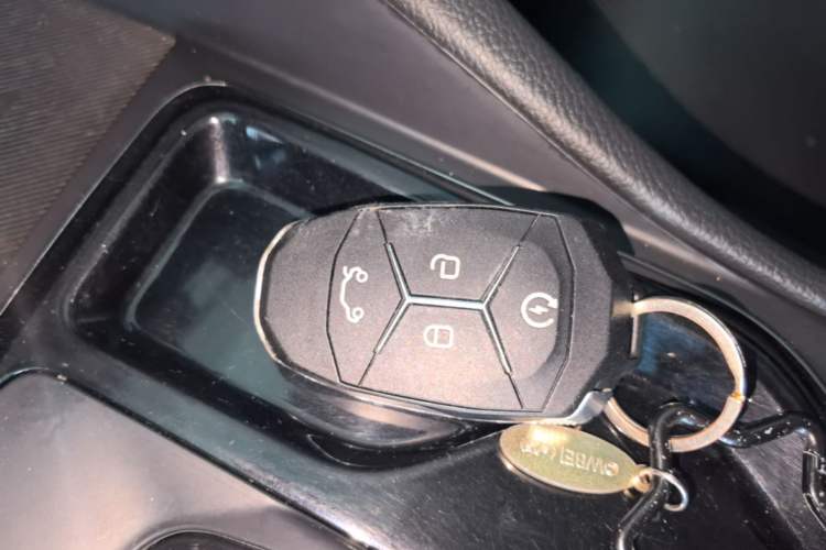 Used Lynk & Co 02 2018 2.0T Automatic Two-Wheel Drive Pro Edition China VI Standard Vehicle Key