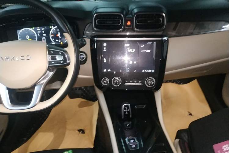 Used Lynk & Co 02 2018 1.5T DCT Two-Wheel Drive Zhaopu Version China V Standard Audio And AC Panel