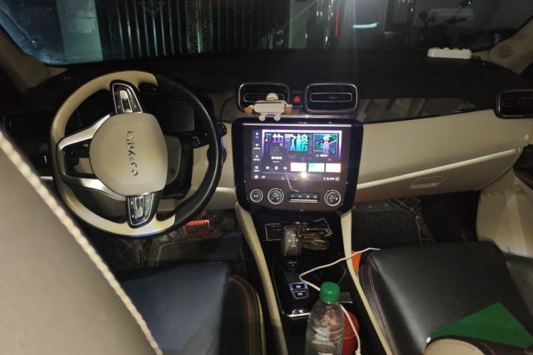 Used Lynk & Co 02 2018 1.5T DCT Two-Wheel Drive Zhaopu Version China V Standard Center Console