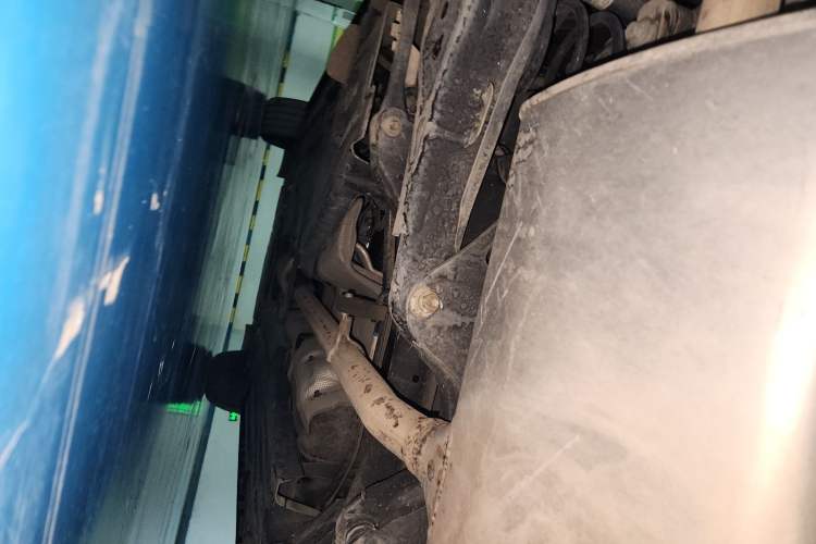 Used Lynk & Co 02 2018 1.5T DCT Two-Wheel Drive Pro Version China V Emission Standard Chassis Rear
