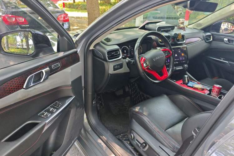 Used Lynk & Co 02 2018 1.5T DCT Two-Wheel Drive Pro Version China V Emission Standard Driver Seat