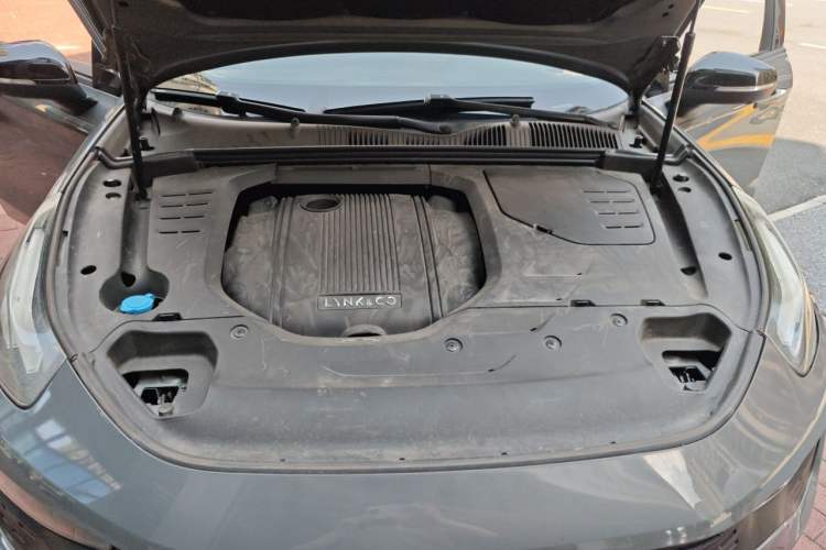 Used Lynk & Co 02 2018 1.5T DCT Two-Wheel Drive Zhaopu Version China V Standard Engine Bay