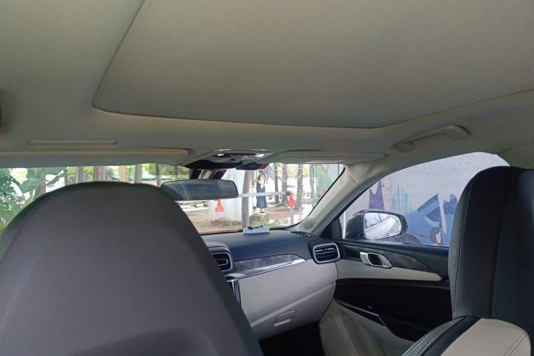 Used Lynk & Co 02 2018 1.5T DCT Two-Wheel Drive Zhaoban China V Standard Headliner