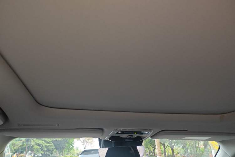Used Lynk & Co 02 2018 1.5T DCT Two-Wheel Drive Zhaopu Version China V Standard Headliner