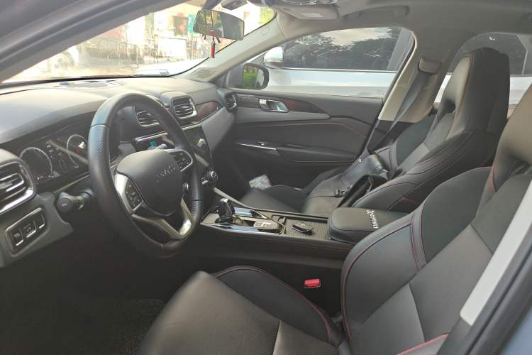 Used Lynk & Co 02 2018 1.5T DCT Two-Wheel Drive Sporty Version China V Standard Left Front Seat