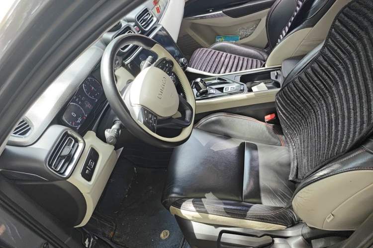 Used Lynk & Co 02 2018 1.5T DCT Two-Wheel Drive Zhaoban China V Standard Left Front Seat