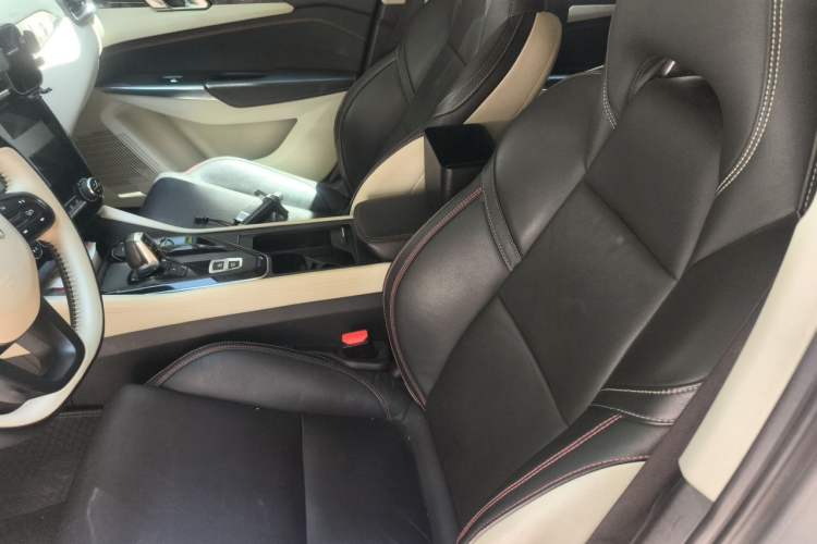Used Lynk & Co 02 2018 1.5T DCT Two-Wheel Drive Zhaoban China V Standard Left Front Seat