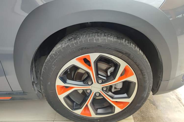 Used Lynk & Co 02 2018 1.5T DCT Two-Wheel Drive Zhaoban China V Standard Left Front Wheel Hub