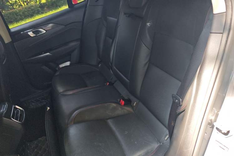 Used Lynk & Co 02 2018 1.5T DCT Two-Wheel Drive Pro Version China V Emission Standard Left Rear Seat